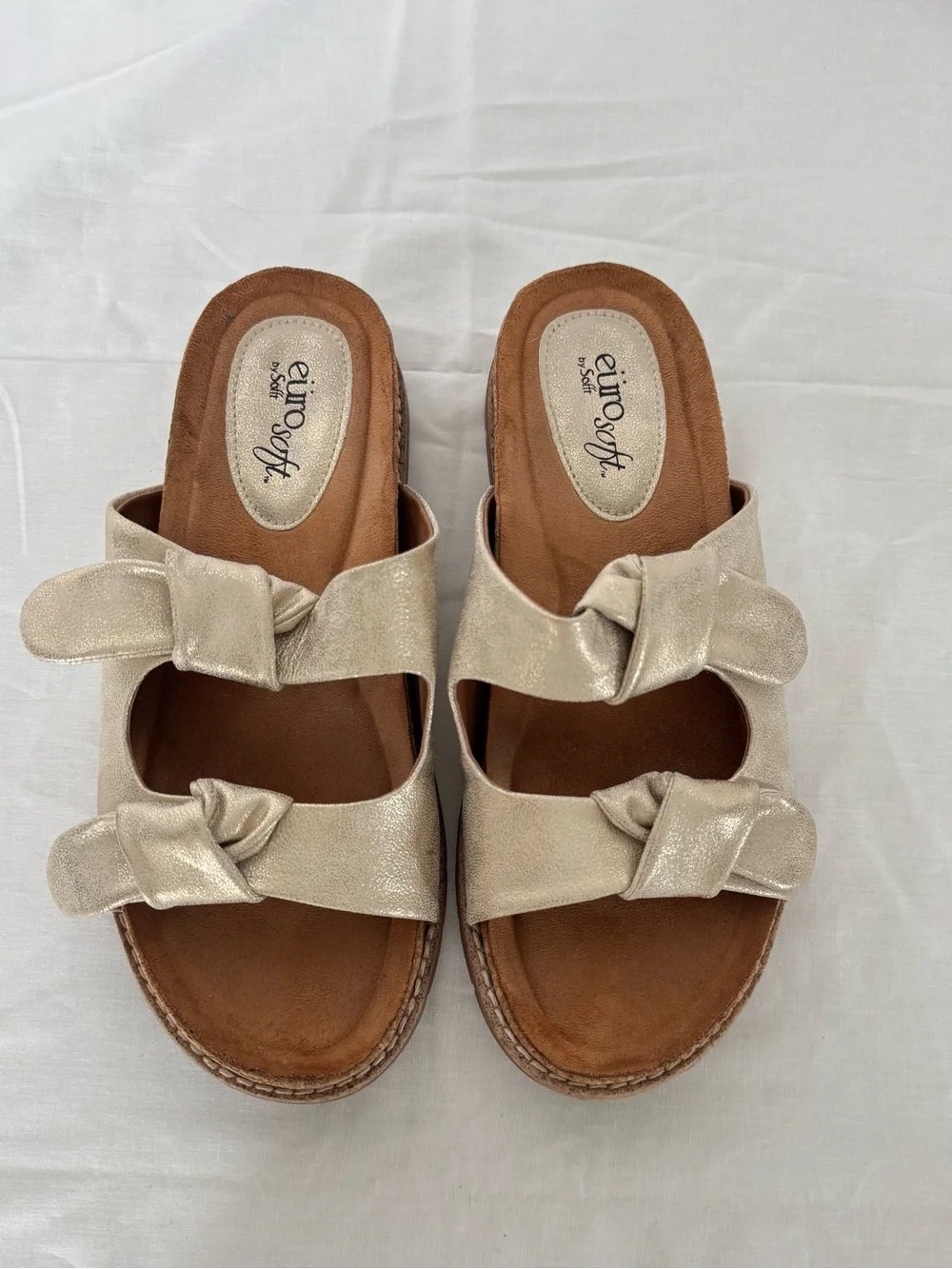 Eurosoft by Söff metallic gold slide sandals Size 8M